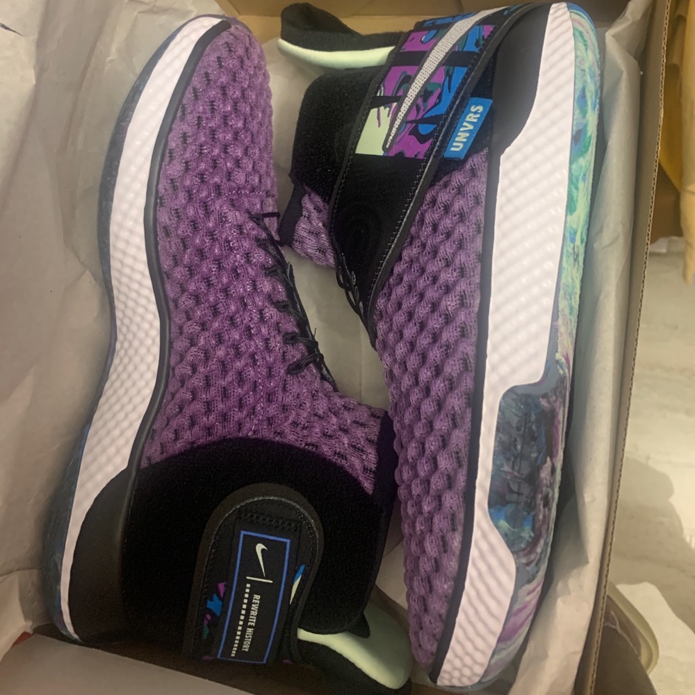 Nike Air Zoom UNVRS